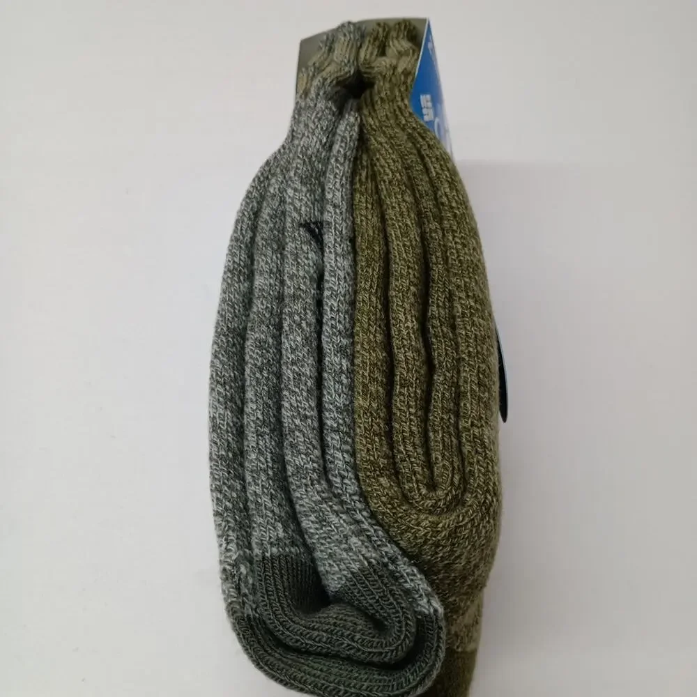 Columbia 2 Pack Gray and Green Fleece Comfort‎ Crew Socks Men's Size 6-12 NWT